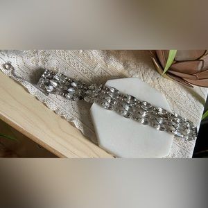 Vintage Kramer New York rhinestone bracelet